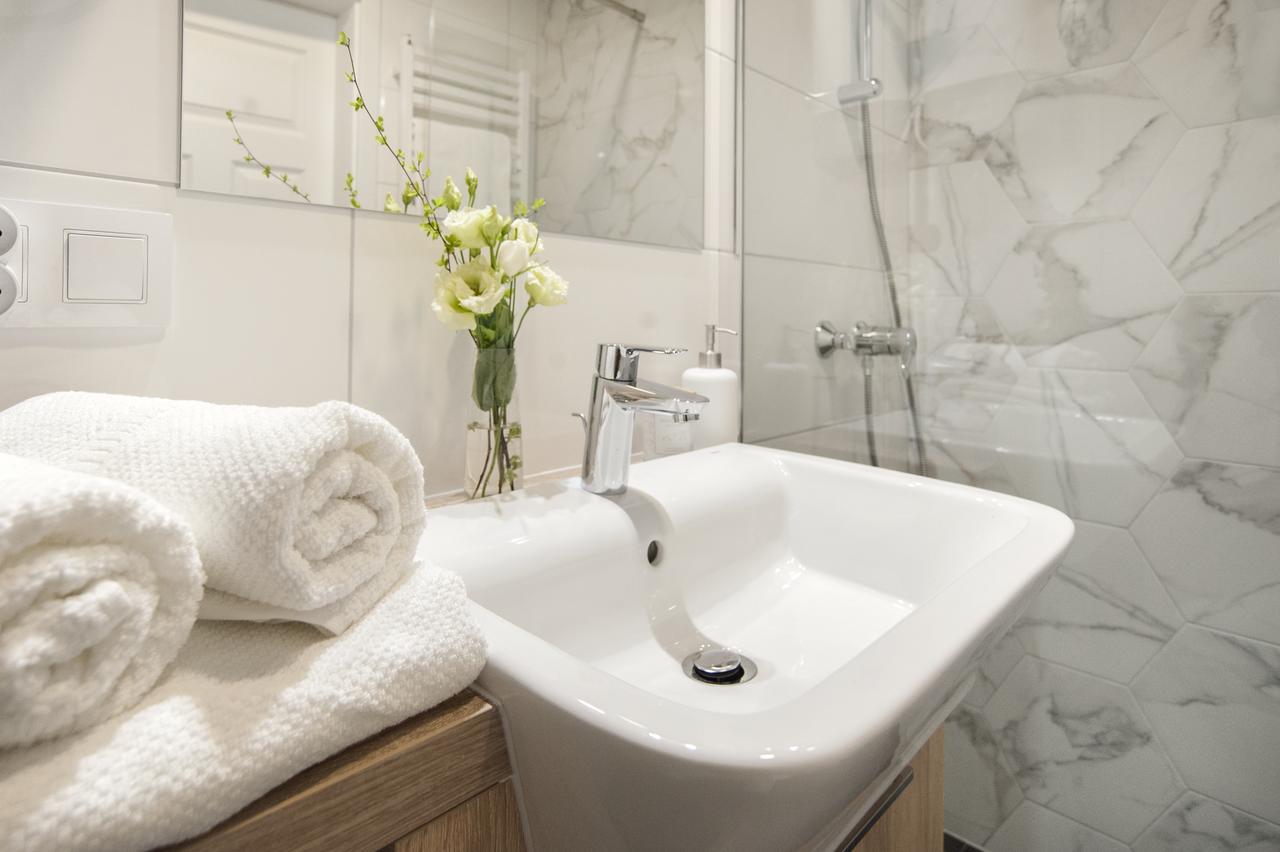 7 Continents Apartments Poznan Luaran gambar
